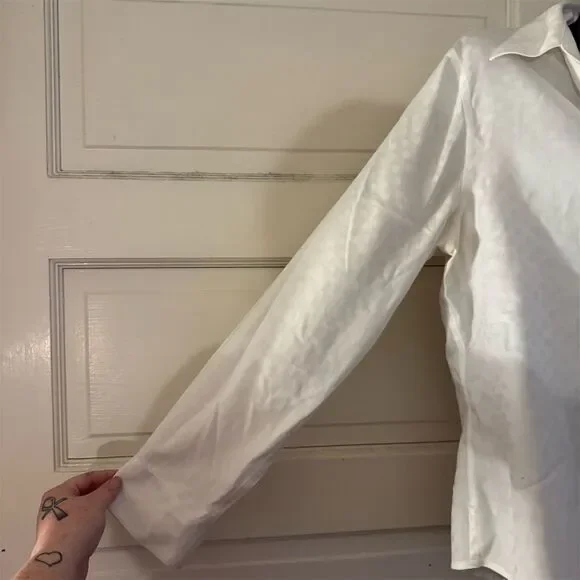 FoxCroft Women's Fitted White Button-Up Blouse Size 12 Workwear - Picture 3 of 5